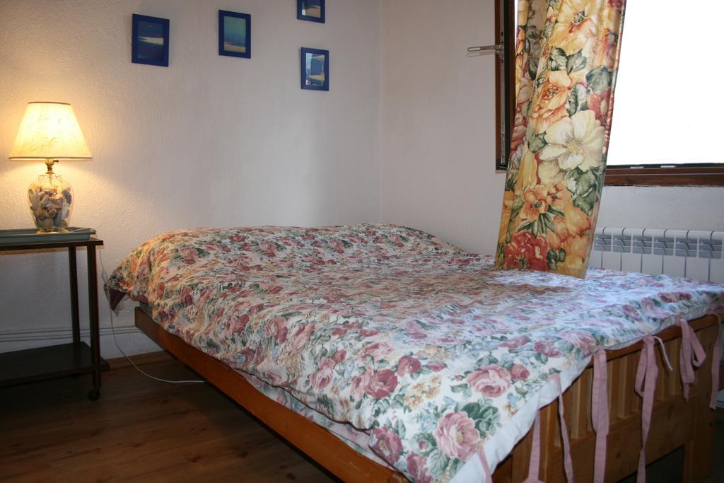 Guest House Kamenik Yagodina Habitación foto