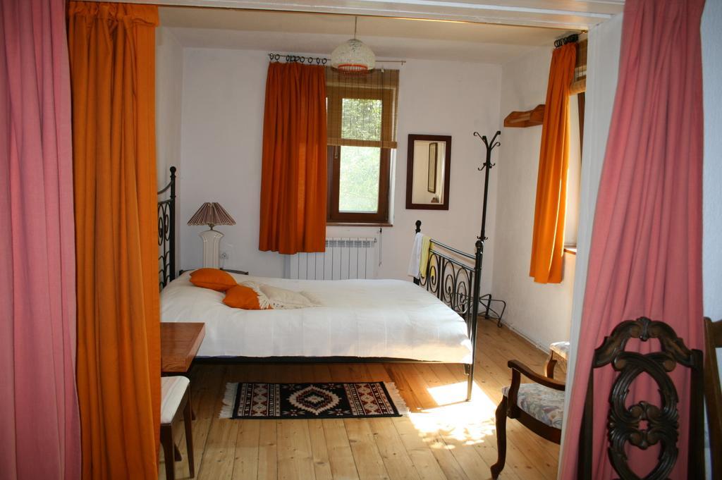 Guest House Kamenik Yagodina Habitación foto